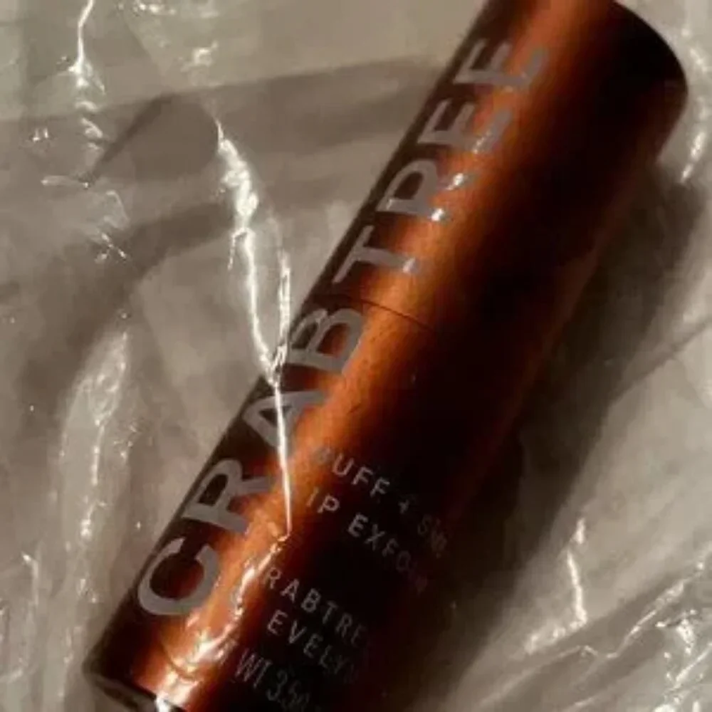 Lip Gloss and Exfoliator -‎ Buffs and Smooths - Crabtree & Evelyn - NEW (w/a/x)